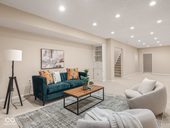 Listing Image 56