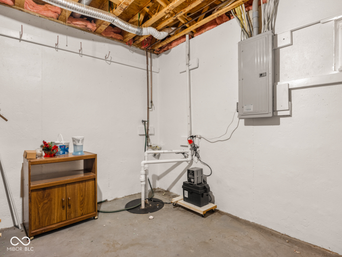 Listing Image 71