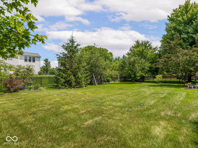 Listing Image 76