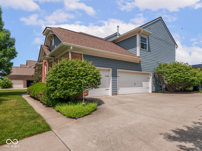 Listing Image 79