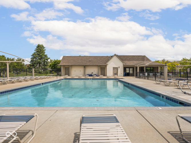 Listing Image 83