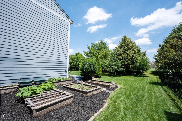 Listing Image 67