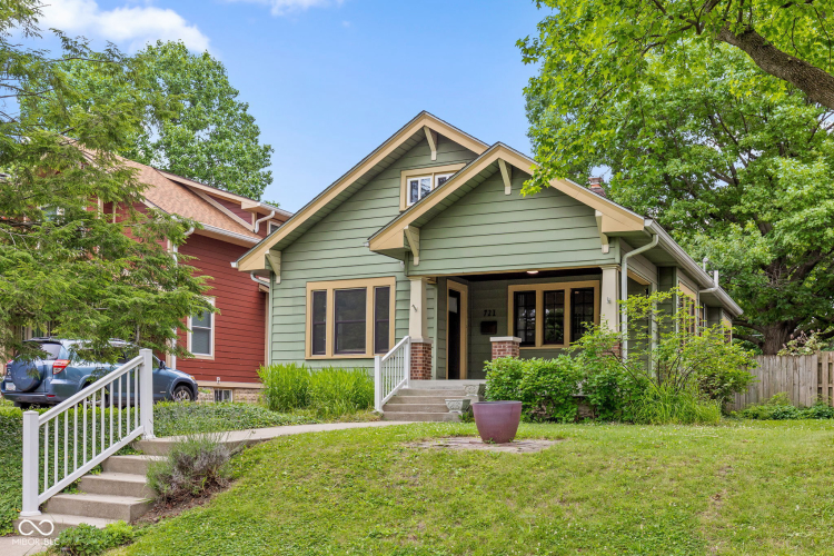 Listing Image 3