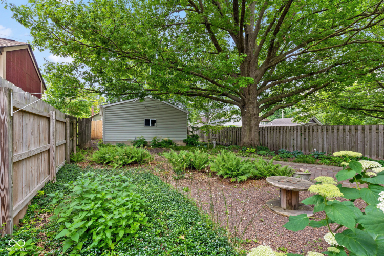 Listing Image 23
