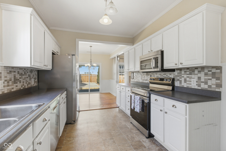 Listing Image 20