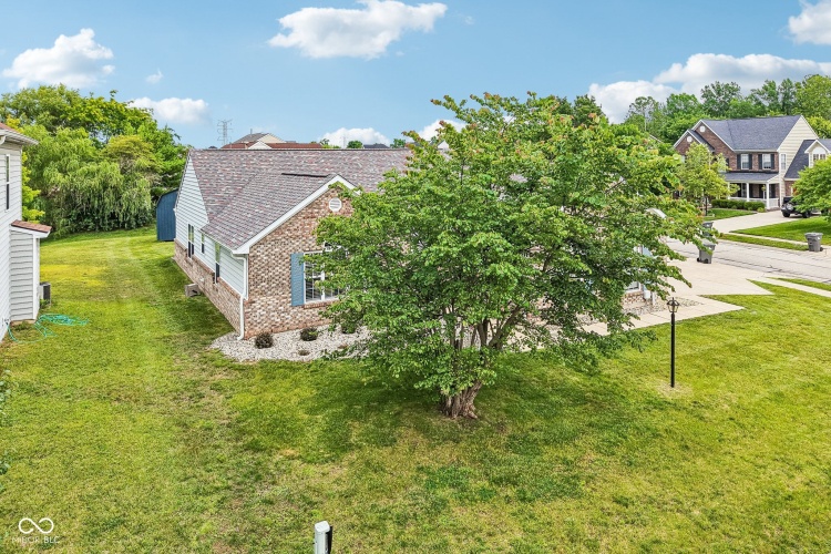 Listing Image 44