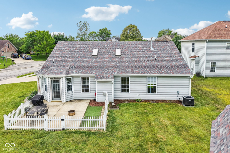 Listing Image 46