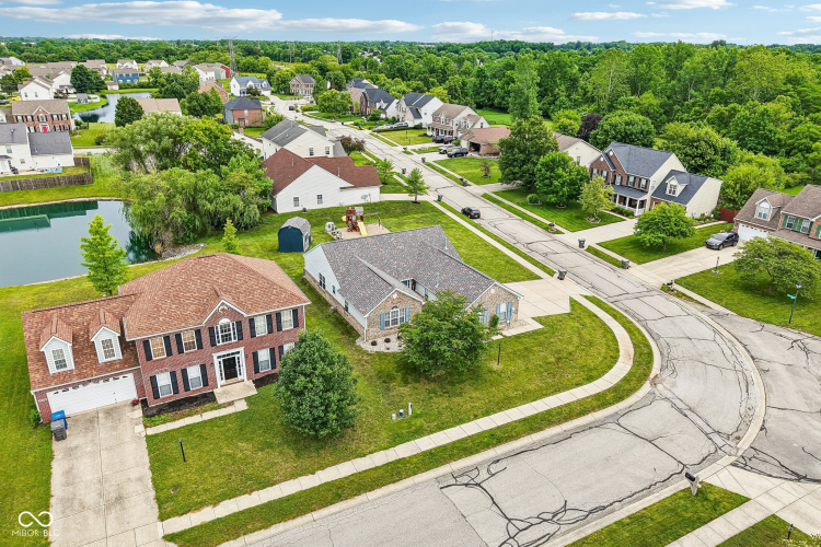 Listing Image 52