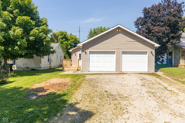 Listing Image 18