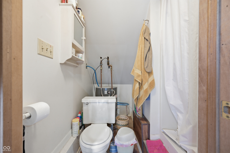 Listing Image 32
