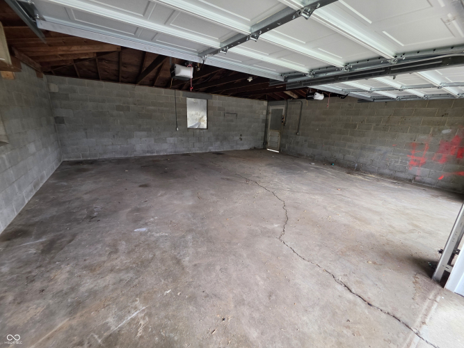Listing Image 24