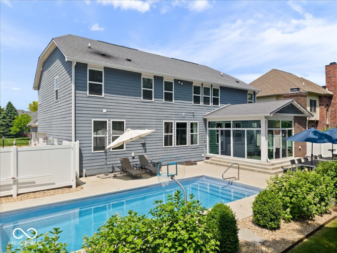 Listing Image 50