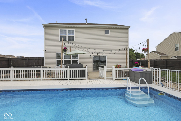 Listing Image 43
