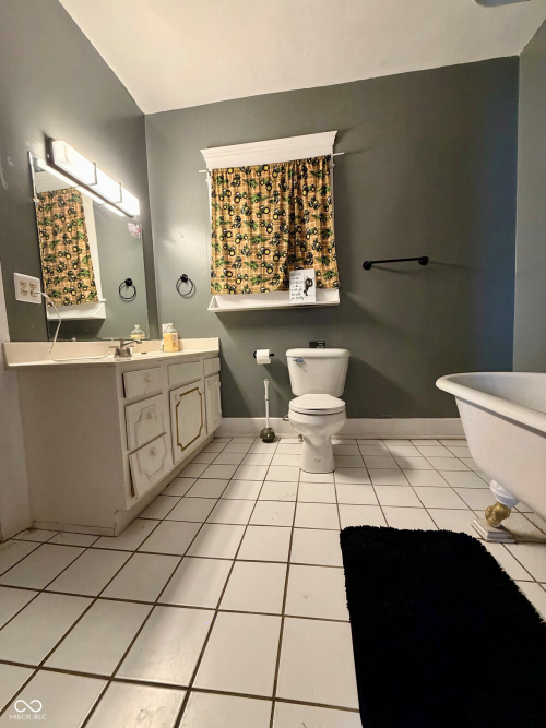 Listing Image 13