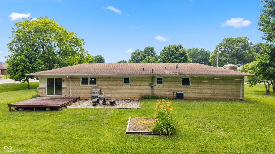 Listing Image 32