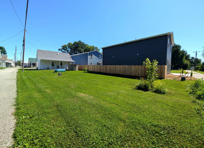 Listing Image 27