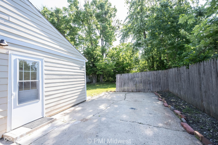 Listing Image 21