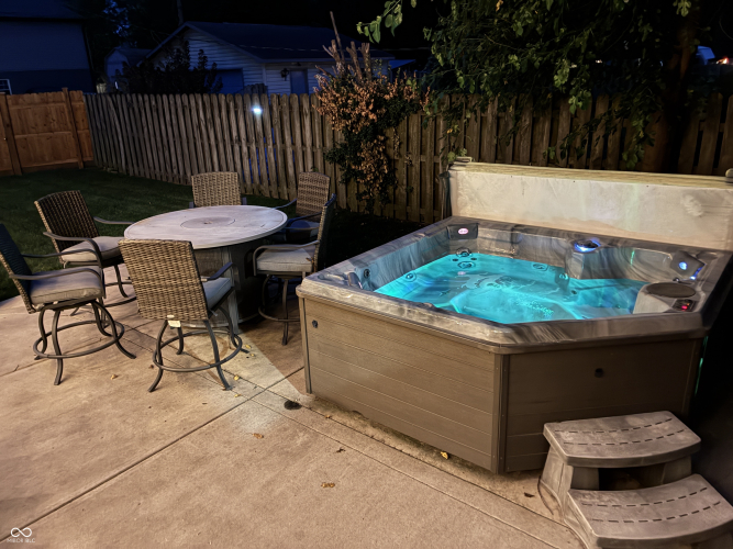 Listing Image 53