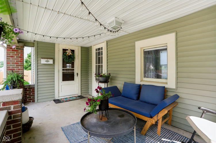 Listing Image 7