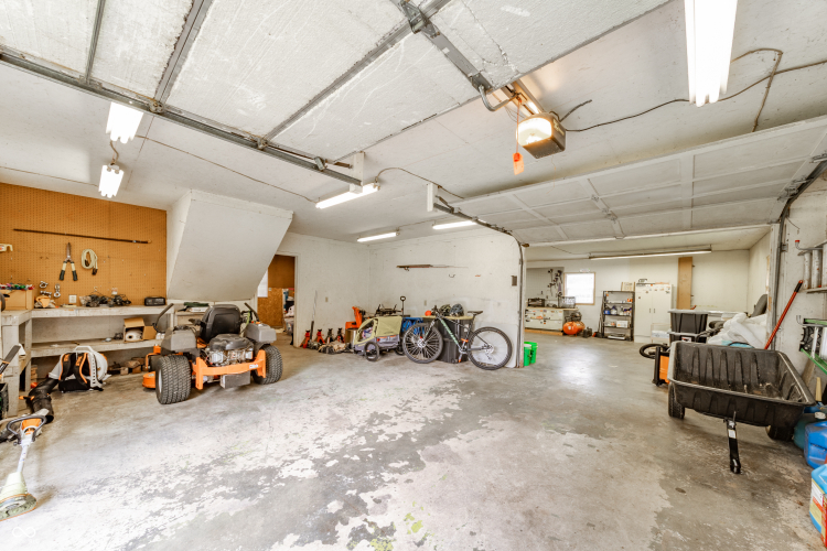Listing Image 38