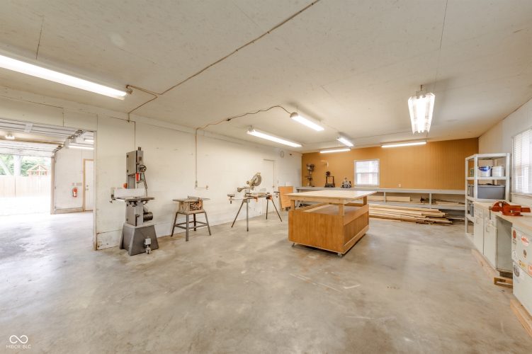 Listing Image 41