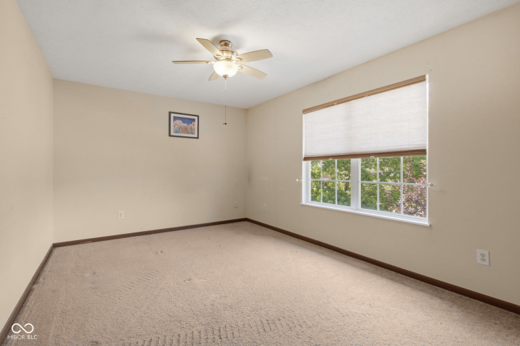 Listing Image 45