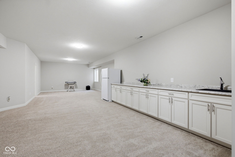 Listing Image 71