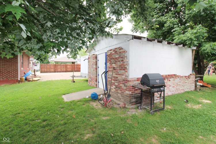 Listing Image 15
