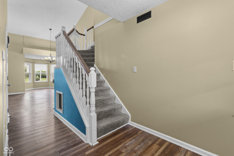 Listing Image 55
