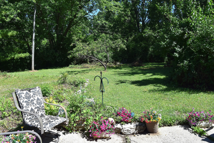Listing Image 18
