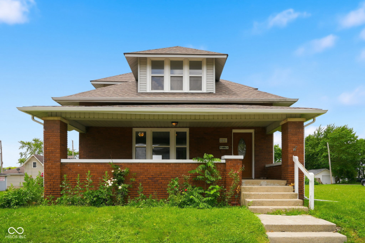 Listing Image 2