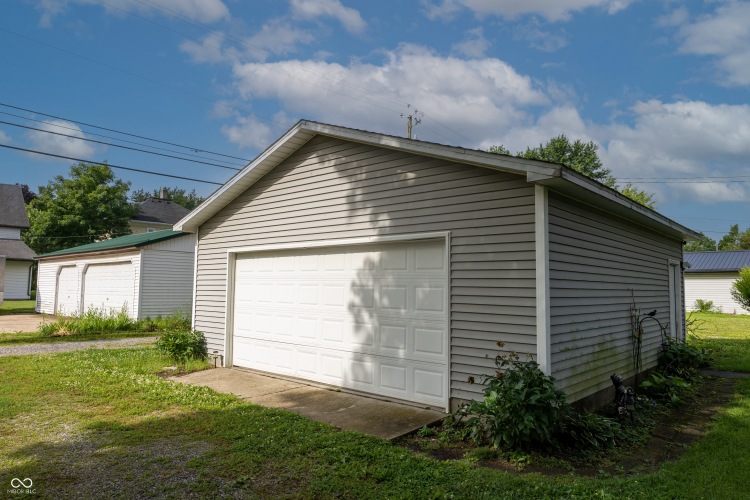 Listing Image 35