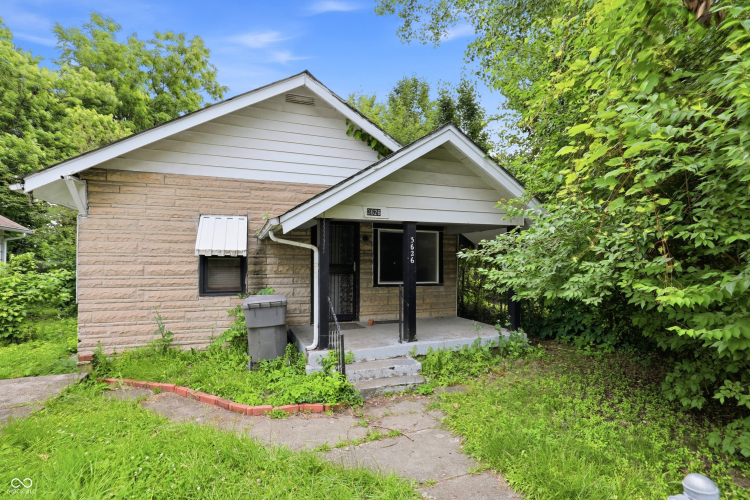 Listing Image 2