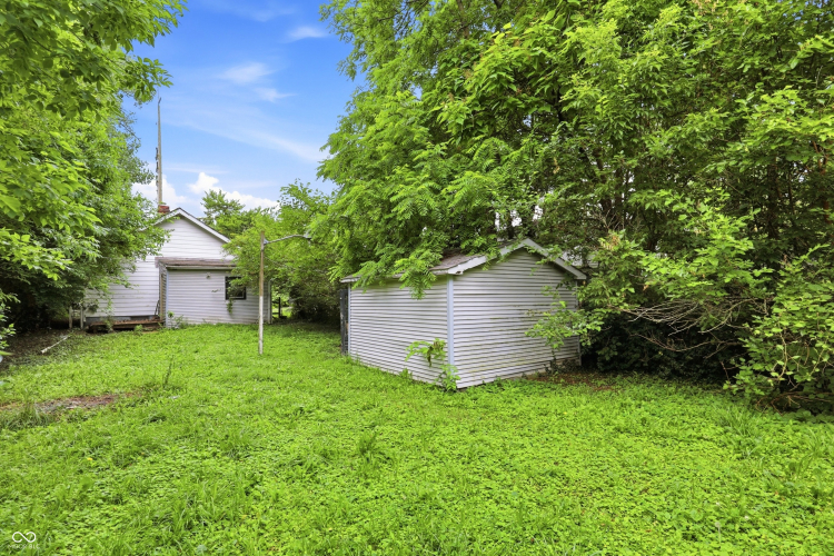 Listing Image 16