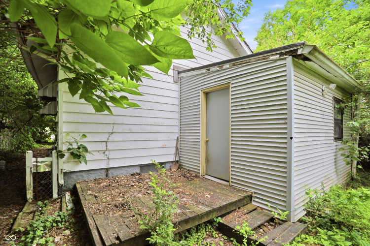Listing Image 19