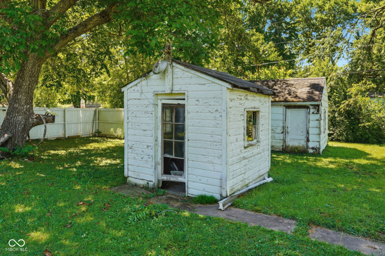 Listing Image 41