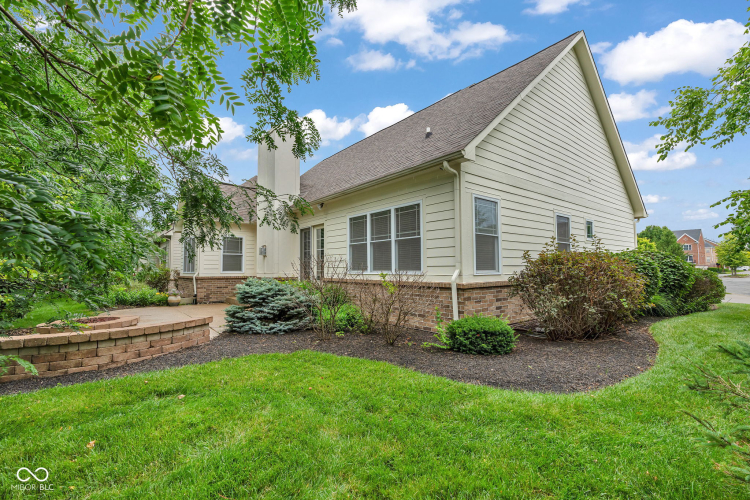 Listing Image 53