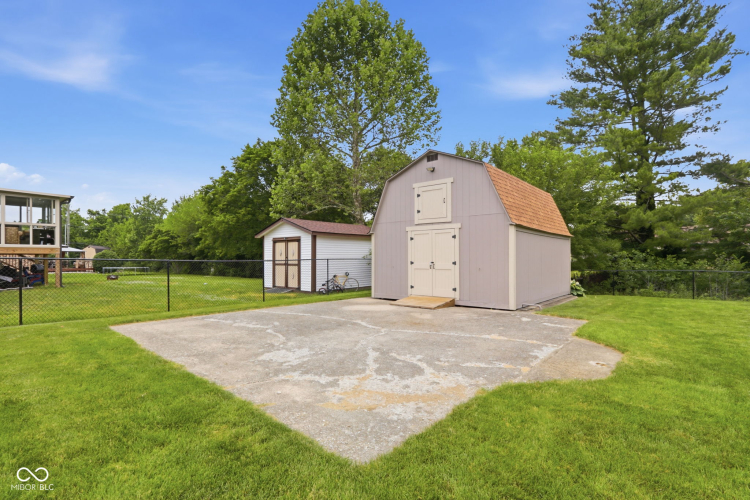 Listing Image 23