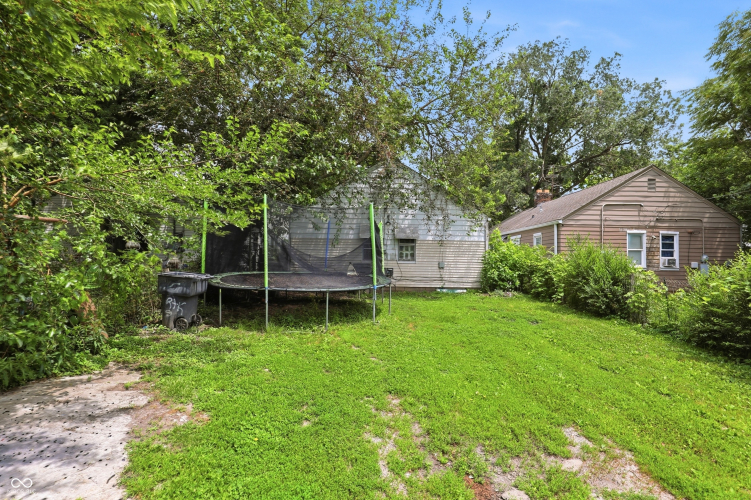 Listing Image 22