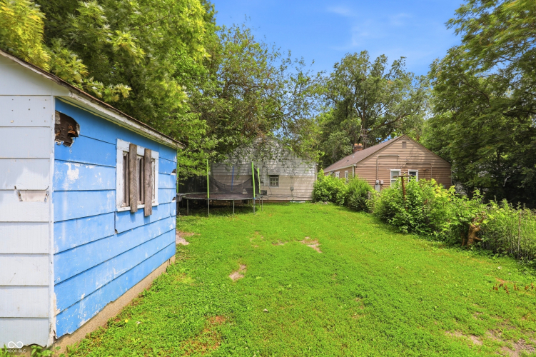 Listing Image 23