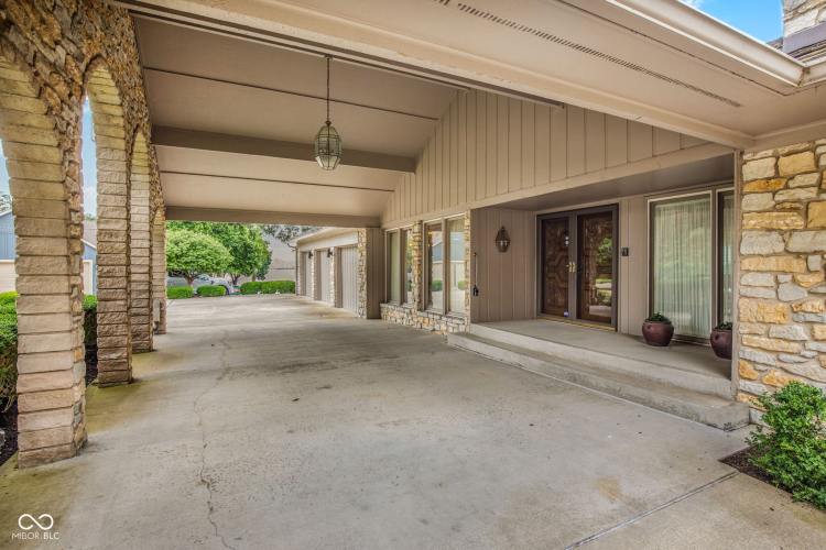 Listing Image 43