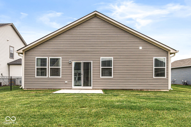 Listing Image 32