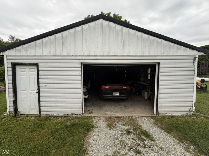 Listing Image 14