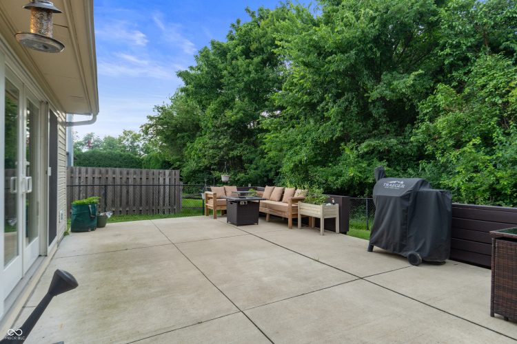 Listing Image 23