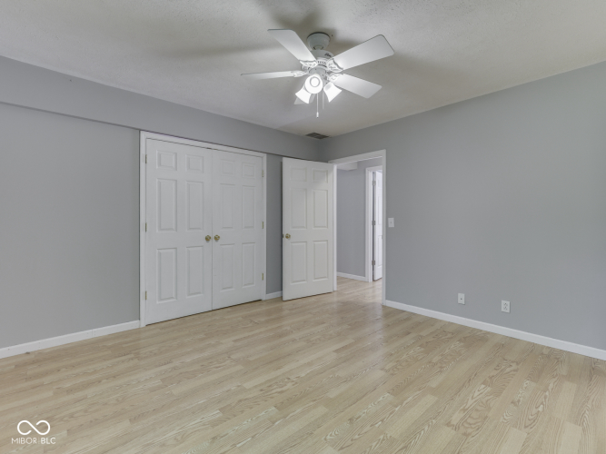 Listing Image 76