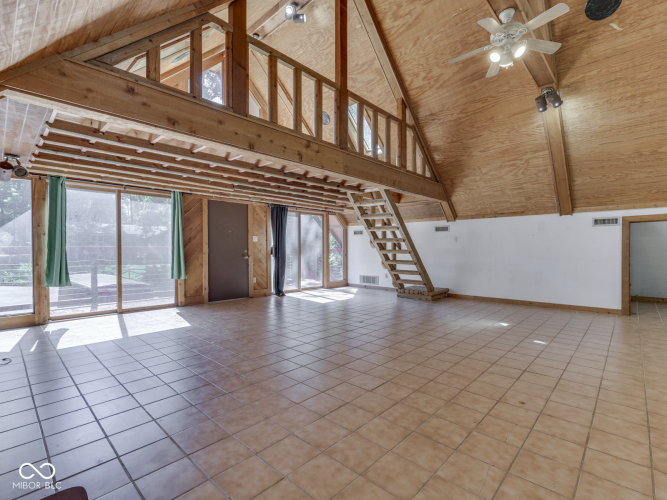 Listing Image 82