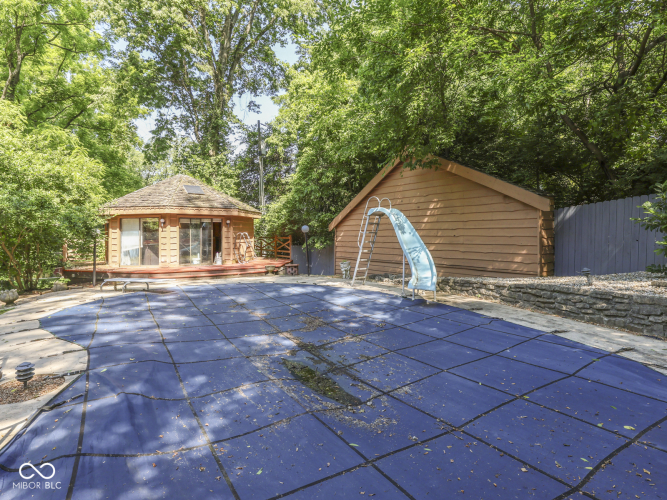 Listing Image 98