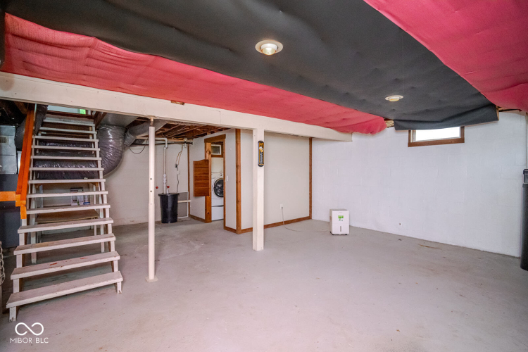 Listing Image 24