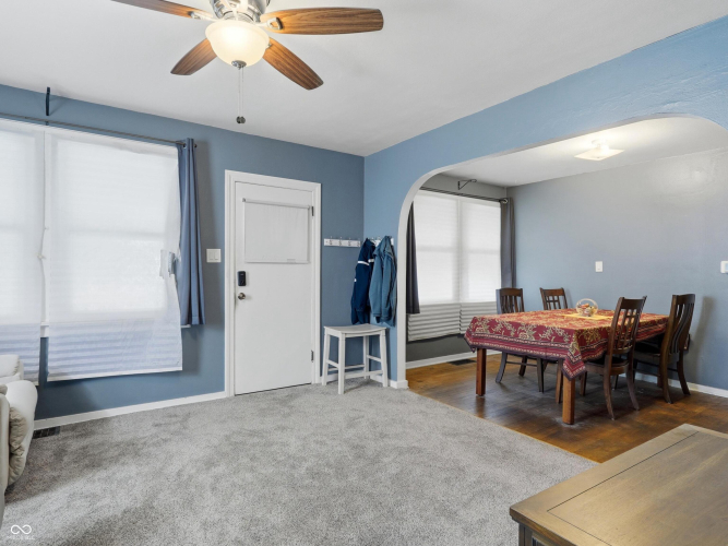 Listing Image 20