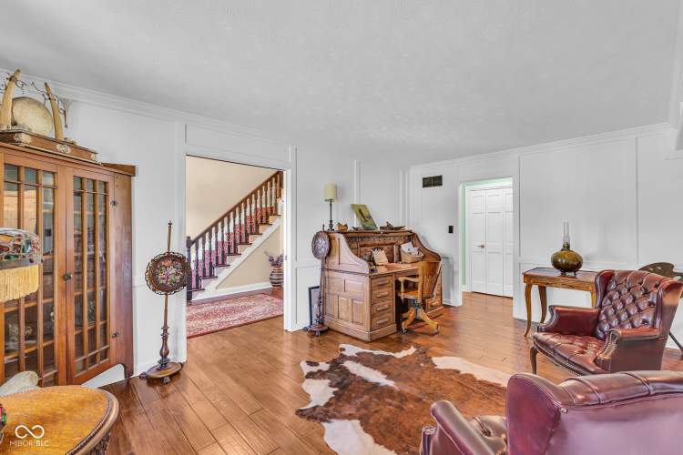 Listing Image 37